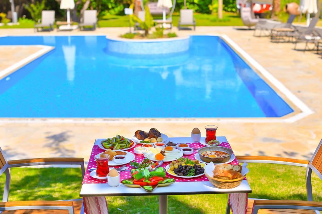 ホテル Amare Çeşme エクステリア 写真